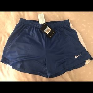 Women's Nike running short